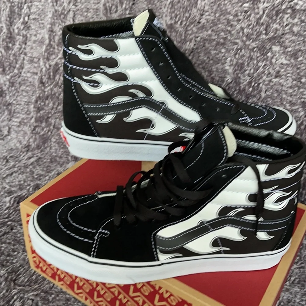 Vans Sk8-Hi Flame Black/White WMNS - Picture 11 of 16